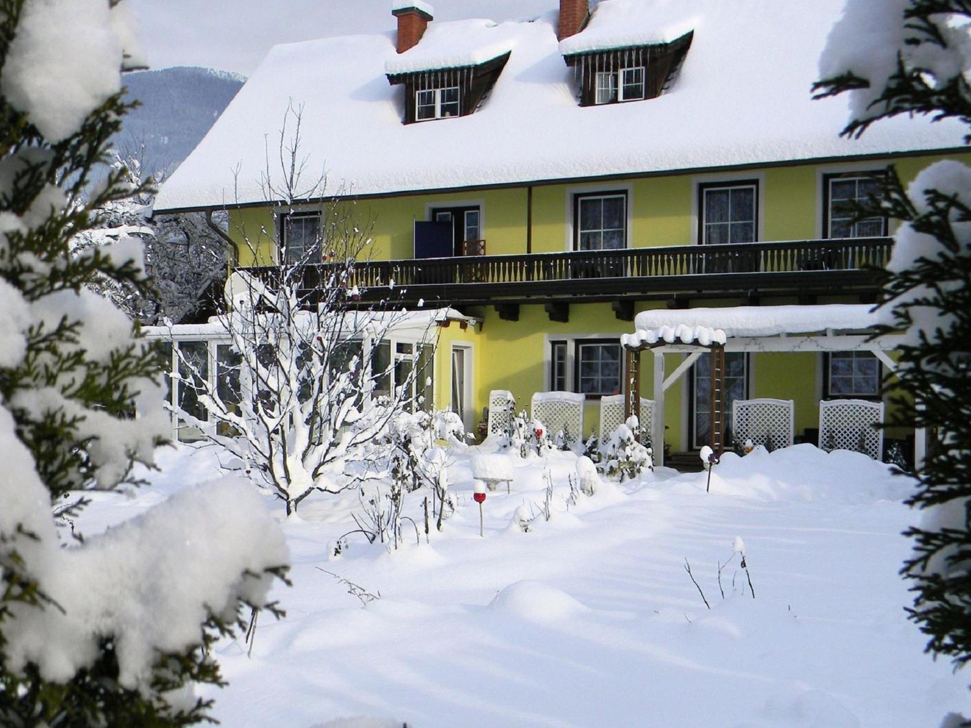 Apartment In Feld Am See With Lake Access Dış mekan fotoğraf