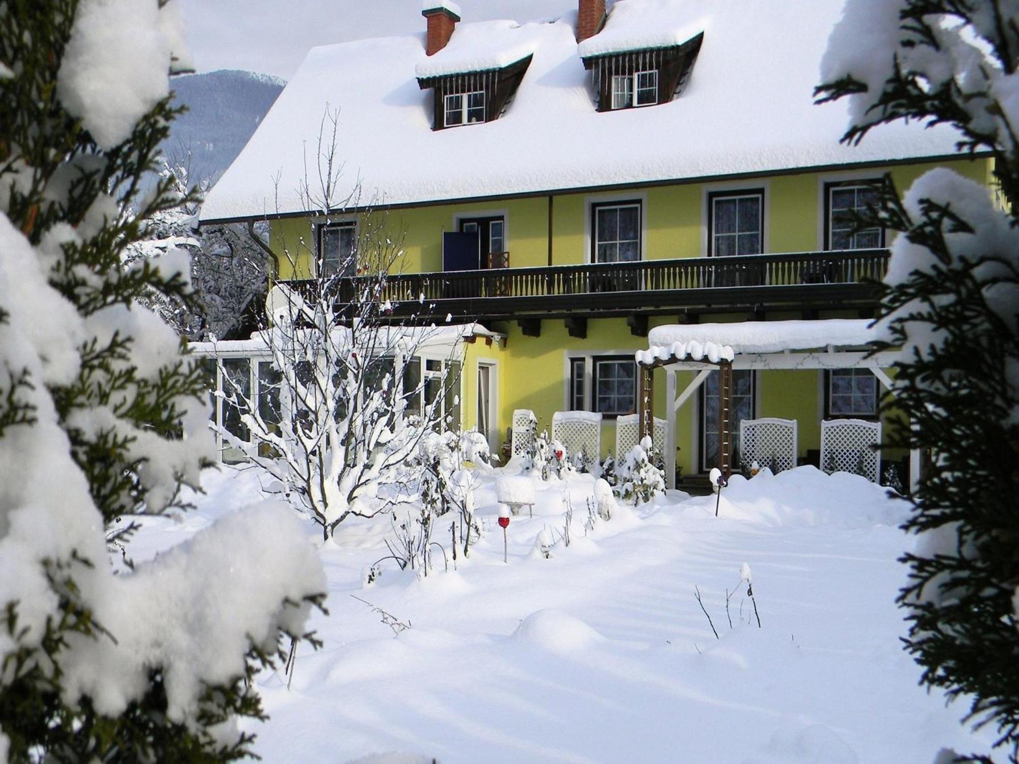 Apartment In Feld Am See With Lake Access Dış mekan fotoğraf